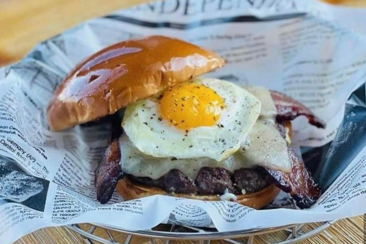 bacon egg burger